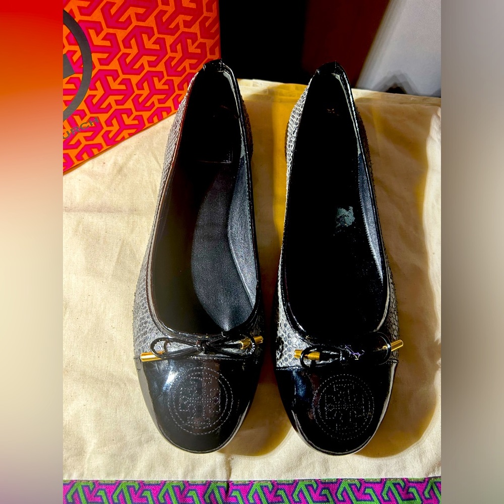 Tory Burch flats